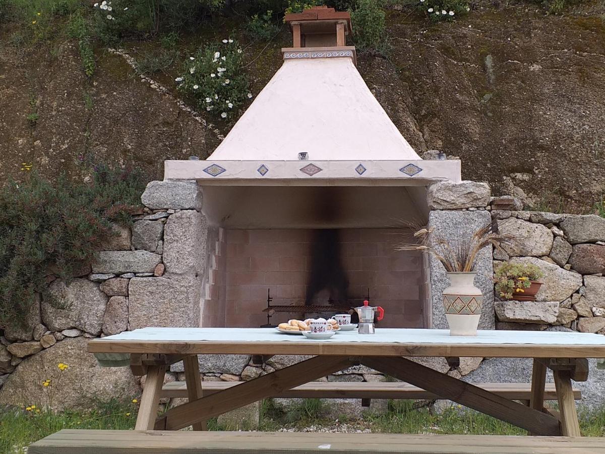 Gasthaus Casa Lucia Campagna Relax Dorgali Exterior foto